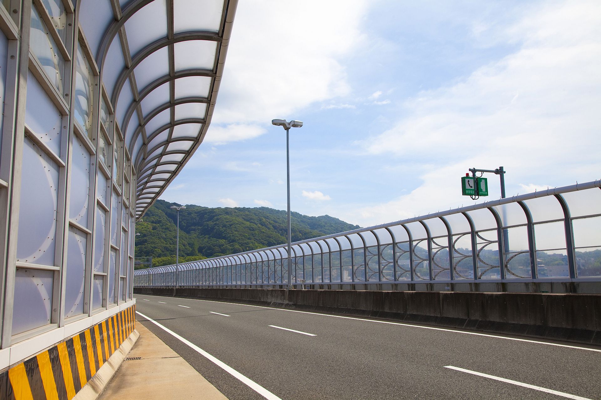 Bariere fonice autostrăzi